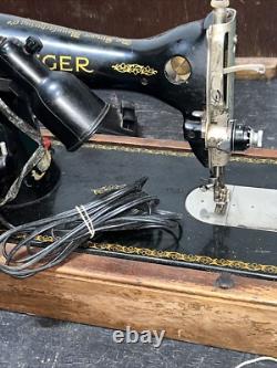 Vtg Singer BZ 10-8 Sewing Machine Simanco S. S. AU 52-16-5 Bakelite Pedal Repairs
