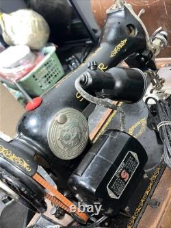 Vtg Singer BZ 10-8 Sewing Machine Simanco S. S. AU 52-16-5 Bakelite Pedal Repairs