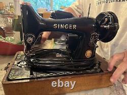 Vtg. Singer Sewing Machine 33681-14 99k series portable Case Pedal Light WORKS