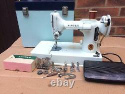 White Vintage Singer 221, 221K Portable Featherweight Sewing Machine