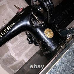Working Antique 201-K Simanco Black Victorian Scroll Electric Sewing Machine