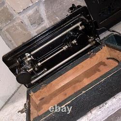 Working Antique 201-K Simanco Black Victorian Scroll Electric Sewing Machine