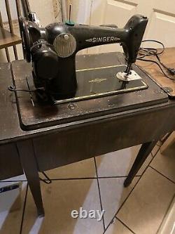 Working Antique SINGER Treadle Sewing Machine in Oak Cabinet with Drawers