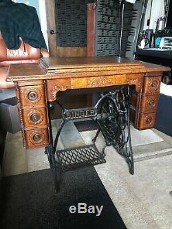 1900 Chanteur Original Vintage Treadle Couture Table Avec Machine À Coudre