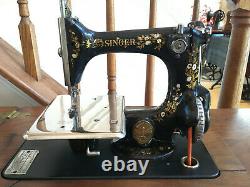 1900 Singer Modèle 24 Treadle Sewing Machine Fonctionne Parfaitement