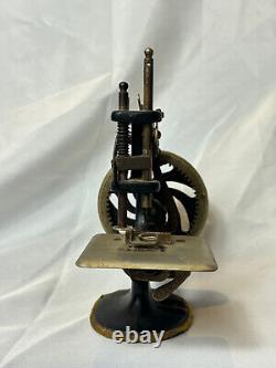 1910 -1934 Machine à coudre miniature Singer Sew Handy Model 20 jouet pour enfants