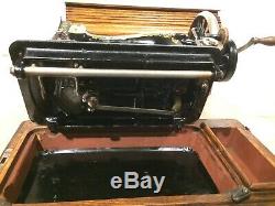 1912 Antiquités / Vintage Chanteur 28k Machine À Coudre Avec Manivelle Cas