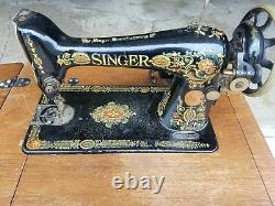 1919 Singer 66 Red Eye Treadle Machine À Coudre