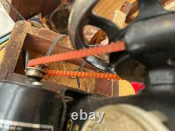 1919 Singer Red Eye Working Electric Sewing Machine, Boîtier Bentwood, #g7598842