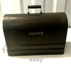 1923 Ornée Noir Or Antique Singer Machine À Coudre Locking Bentwood Case + Key