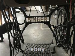 Ancienne Singer Tiger Chêne Fancy 7 Tiroir Treadle Sewing Machine Cabinet