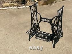 Antique 1879 Original Singer Treadle Machine À Coudre Cast Iron Base / Table Legs