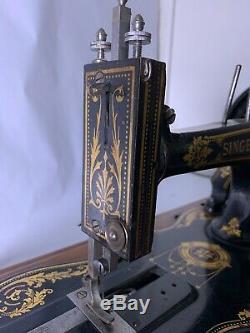 Antique 1886 Chanteur 12k Fiddle Machine À Coudre Acanthe Autocollants Manivelle