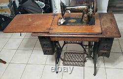 Antique 1903 Singer Treadle Sewing Machine & Cabinet Serial # G1448331 7 Tiroirs