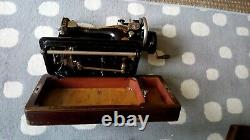 Antique 1920s Singer Sewing Machine Working Y3565289 Case Tools Manuel Key