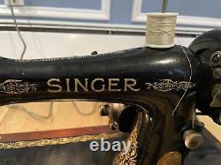 Antique 1926 Ab Singer Machine À Coudre Modèle 99 60 Cycles 110 Volt Avec Le Cas Works