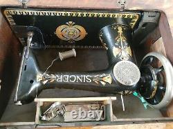 Antique Au Début Des Années 1900 Singer Machine À Coudre Lotus Bandage Armoire Avec Attaches