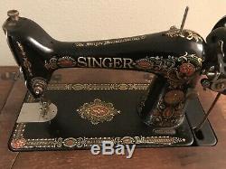 Antique Machines À Coudre Singer 1900 À Tiger Oak Fermé Cabinet Treadle