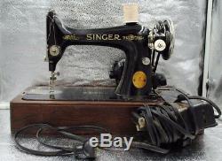 Antique Old Vintage 1926 99k Machines À Coudre Singer Belle Avec Étui