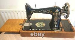 Antique Singer 66-1 Machine À Coudre Avec Des Décales De Lotus