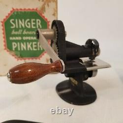 Antique Singer Coudre Handy 20 Pinker Ball Roulement Machine Dans La Boîte D'origine 121379