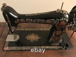Antique Singer Machine À Coudre 1900's En Tiger Chêne Fermé Cabinet Treadle
