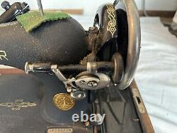 Antique Singer Machine À Coudre Bent Wood Case Model 99 Knee Lever Vintage 1940's