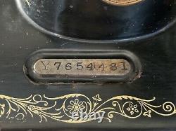 Antique Singer Machine À Coudre En Dôme Cas De Transport + Petit Boîtier En Acier Vieux Vintage