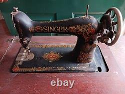Antique Singer Red Eye Treadle Sewing Machine En Cabinet Vers 1910 1916
