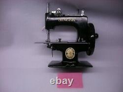 Antique Singer Sewhandy 20 Toy Miniature Couture Machine Remis À Neuf Complet