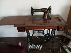 Antique Singer Sewing Machine Ne Fonctionnant Pas Le Numéro De Série G364632