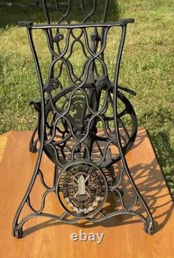 Antique Singer Sewing Machine Treadle Cast Ron Table Base 19x28x23