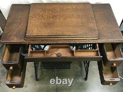 Antique Singer Treadle Sewing Machine Cabinet Table 4 Drawer Oak, Fonte, Vtg