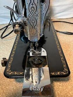 Belle machine à coudre Singer de 1947 modèle 15-90, révisée et nettoyée, entièrement testée