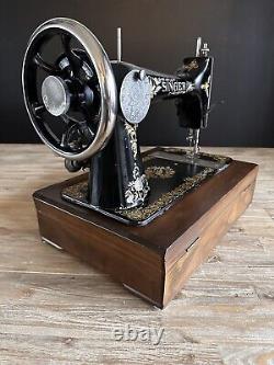 Belle machine à coudre à pédale Singer 27 Pheasant de 1909, testée avec base