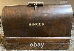 Chanteur 128 Machine À Coudre Antique 1925 + Bentwood Case Kneebar Clé Utilisé Testée