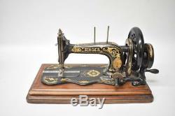 Chanteur Antique Crank Fiddleback Machine À Coudre Circa 1880 Tabletop