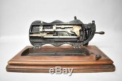 Chanteur Antique Crank Fiddleback Machine À Coudre Circa 1880 Tabletop