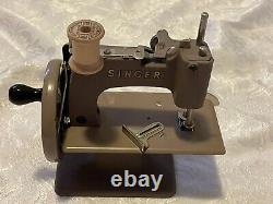 Échantillon de vendeur de machines à coudre Singer, Singer Manfg. Co USA