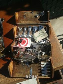Machine À Coudre Antique De Chanteur Victorien Des Années 1800