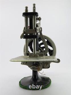 Machine À Coudre Miniature D'enfant Singer Antique W. Crank & Ovale Base 6,75 X 7