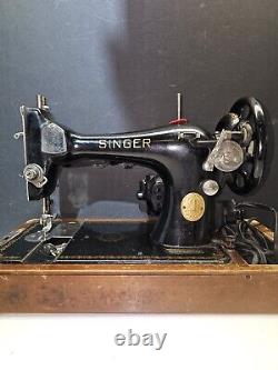 Machine à coudre Antique Singer Manufacturing Co. Modèle 128 Numéro de série JC157026 Testée