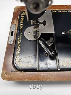 Machine à coudre Antique Singer Manufacturing Co. Modèle 128 Numéro de série JC157026 Testée