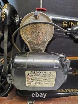 Machine à coudre Antique Singer Manufacturing Co. Modèle 128 Numéro de série JC157026 Testée