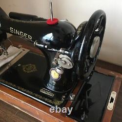 Machine à coudre Singer 128K 1851-1951 avec accessoires, manuel et étui, Coudre Parfaitement