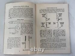 Machine à coudre Singer 15-91 de 1948 avec accessoires, décorée, ENTRETENUE, en excellent état