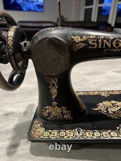 Machine à coudre Singer 15 de 1903 non restaurée avec rare décalque de faisan