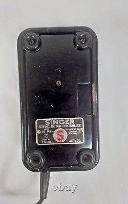 Machine à coudre Singer 301 à aiguille inclinée des années 1940 #J2285