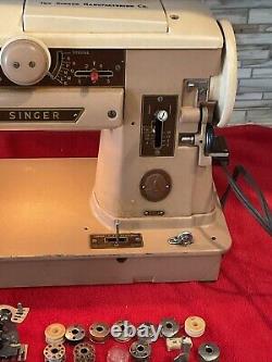 Machine à coudre Singer 401a avec pédale idéale pour le quilting ! Vintage testé