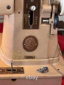 Machine à coudre Singer 401a avec pédale idéale pour le quilting ! Vintage testé